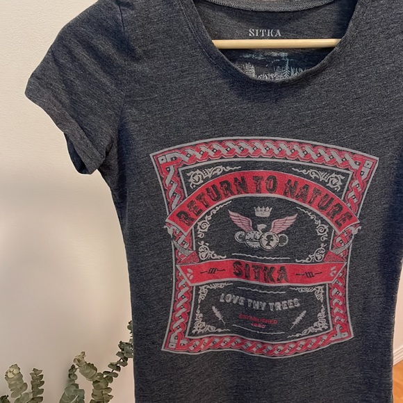 SITKA t-shirt - Picture 3 of 3
